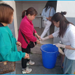 桐梓公交公司開展從業(yè)人員禁毒尿檢活動 